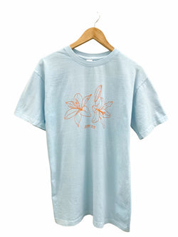 Dump Him Lilies Oversized Graphic Light Blue Unisex Tee