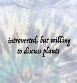 Introverted, But Willing to Discuss Plants Blue Tie-Dye Long Sleeve Cropped Unisex Tee